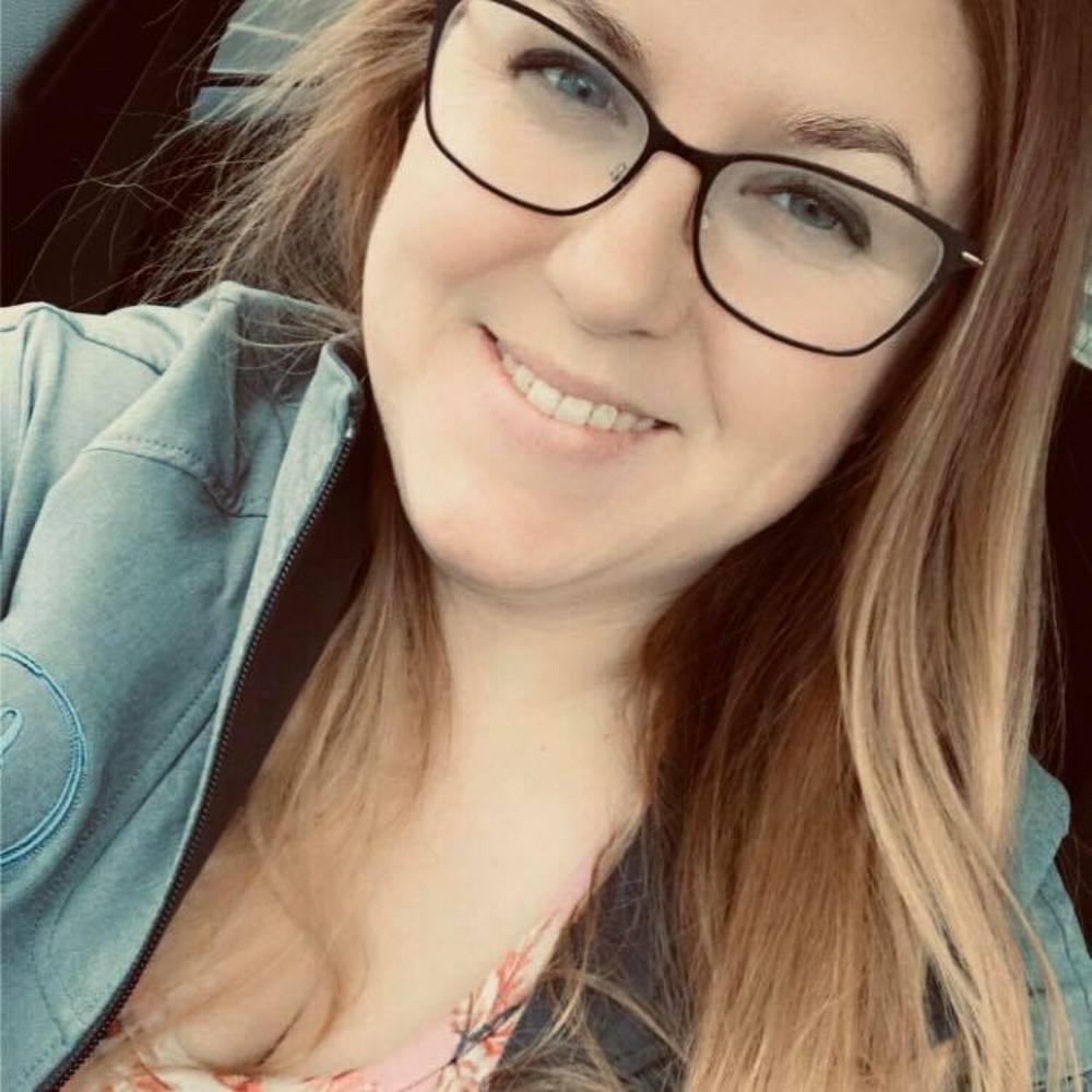 Meet your Posher, Kayla